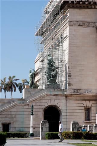 Capitolio en restauración / Foto Alexis Rodríguez