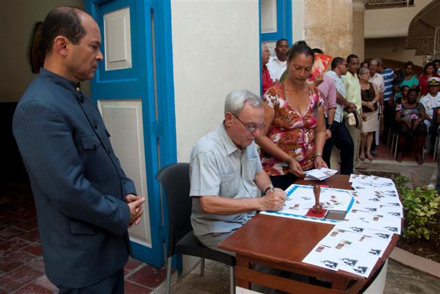 Cancelación conmemorativa por el 230 Aniversario del Natalicio de Simón Bolívar y el 20 de la Casa Museo que lleva su nombre / Foto: Alexis Rodríguez