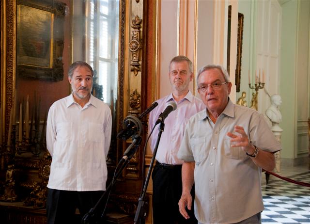 En sus palabras de agradecimiento el Dr. Leal calificó de muy valerosa esta donación ya que complementa “una parte de la historia cubana sin la cual no podríamos explicar el ser nacional