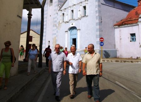 El Doctor Eusebio Leal Spengler, alabó las labores de restauración del patrimonio que le dan vida a la villa del Espíritu Santo, Monumento Nacional, fundada por los españoles en 1514. (foto: Garal)